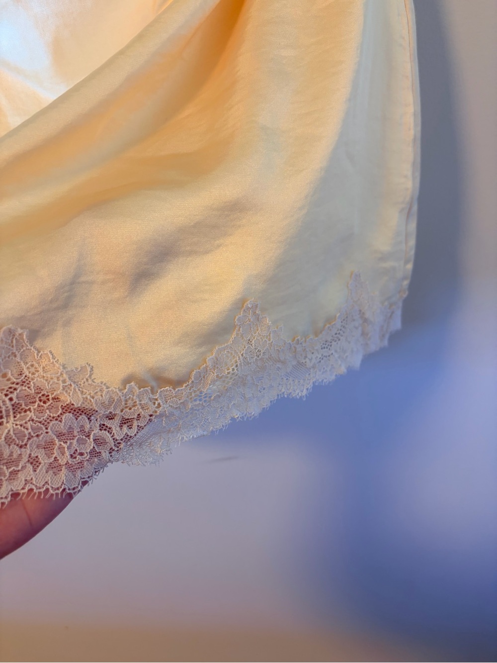 Abercrombie Yellow High Rise Mini Satin & Lace Skort - L - Picture 6 of 8